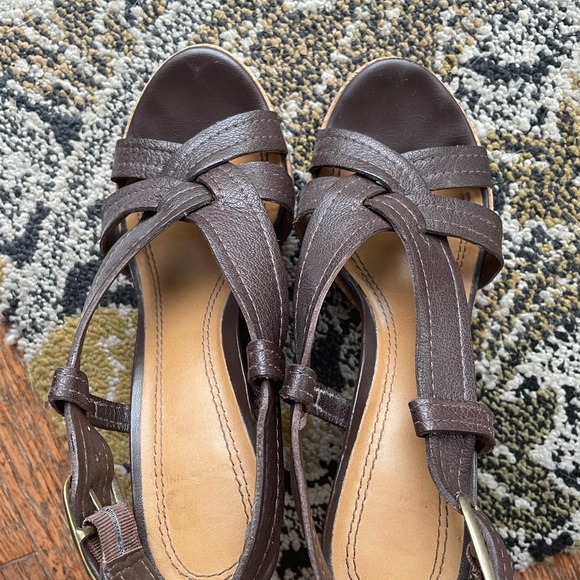 Platform sandals - Picture 2 of 8